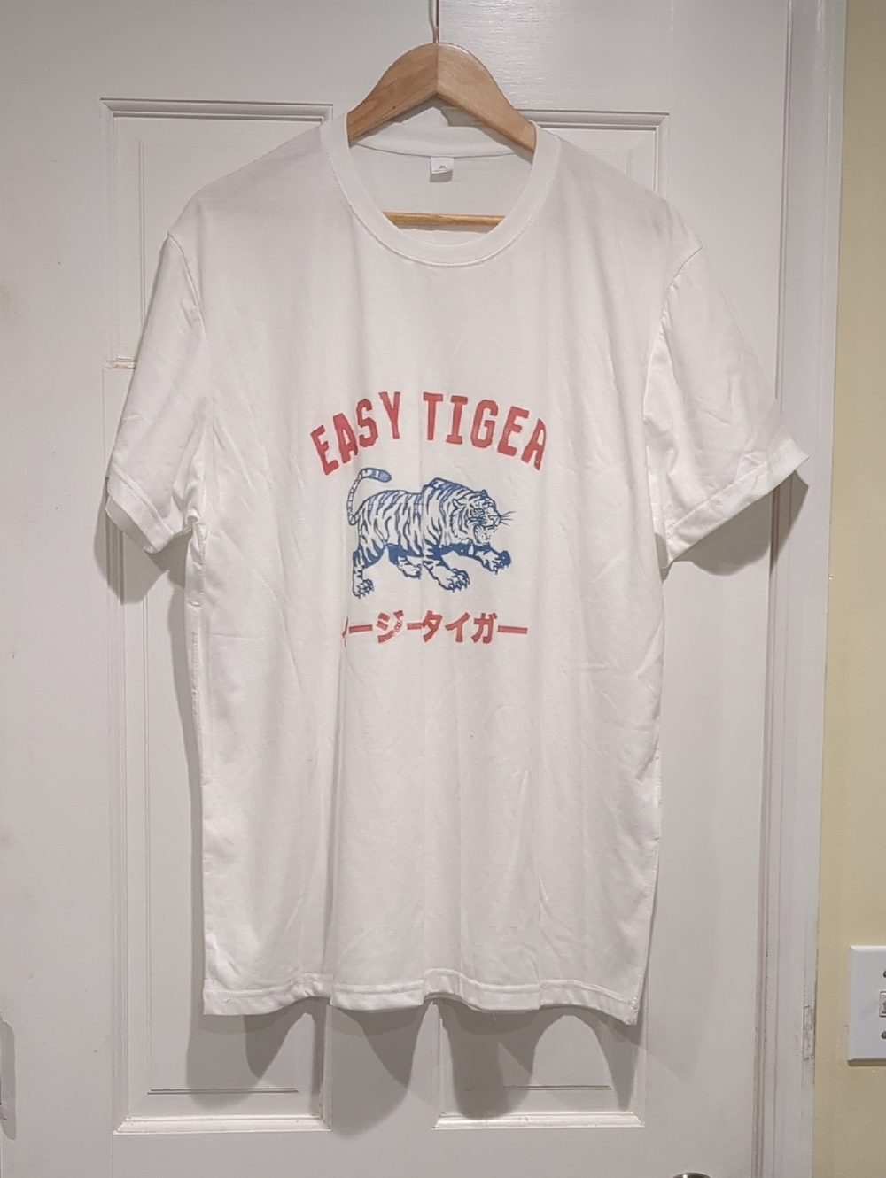 White Crewneck Graphic Short Sleeve Tee